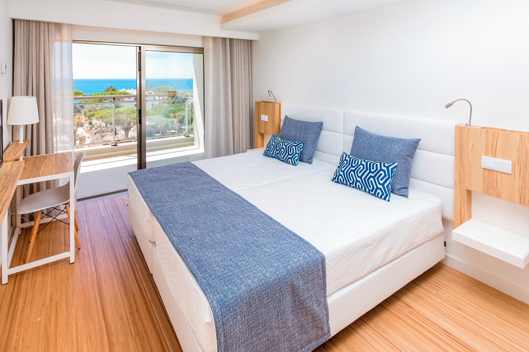 Alfagar Aparthotel, Balaia, a family-friendly accommodation in Albufeira
