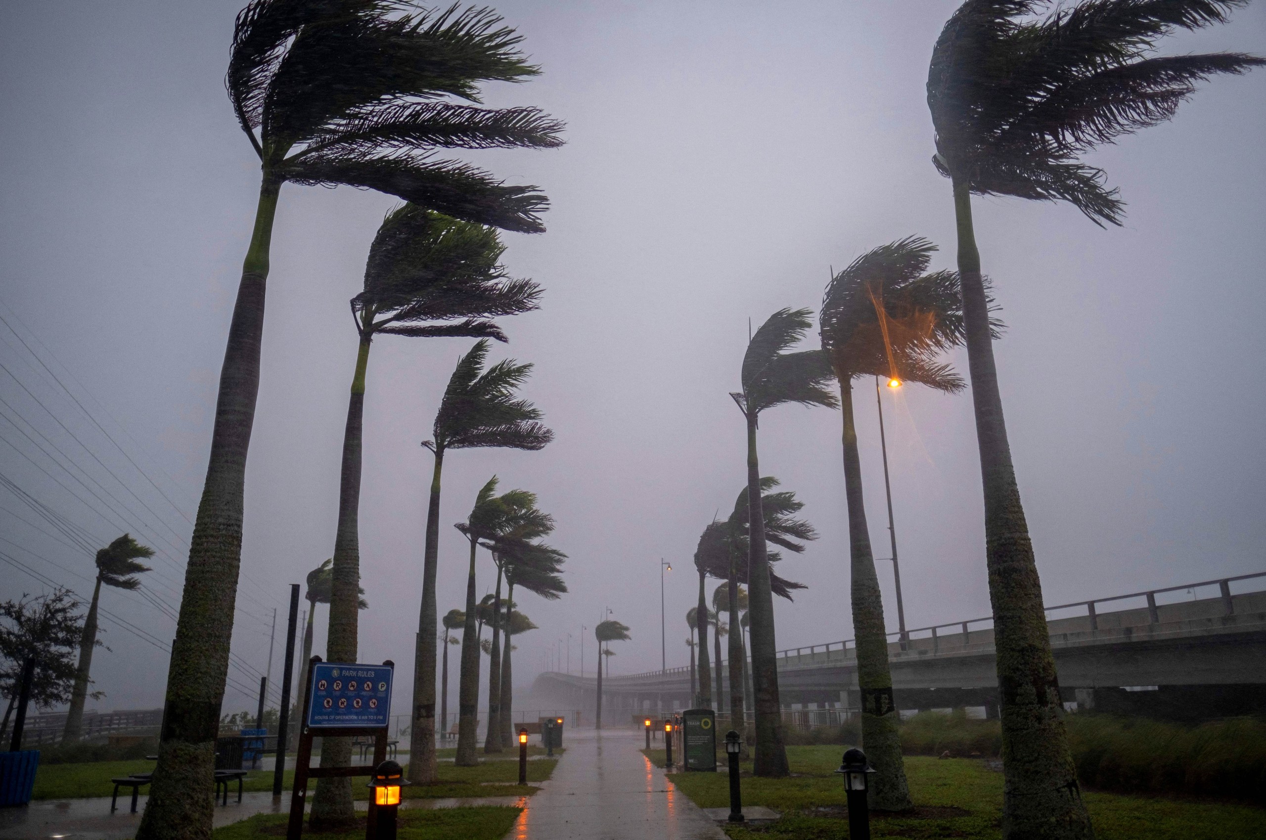 Hurricane Ian approaching Charlotte Harbor, Florida, in 2022